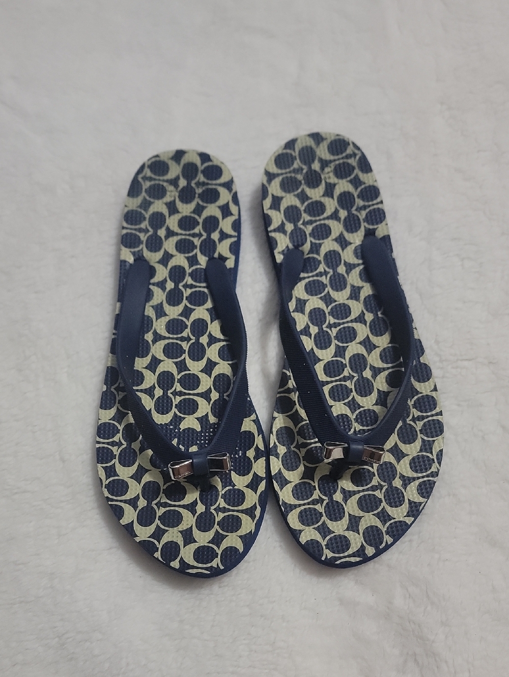 Coach sandals   size8